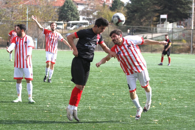 LİDER YENİLDİ 4 TAKIM POTAYA GİRDİ