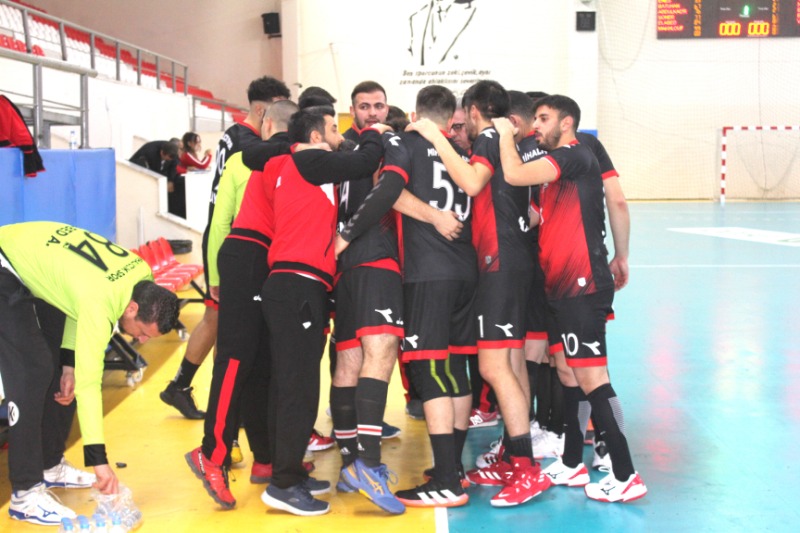 BEYLER NİLÜFERİ GÖZÜNE KESTİRDİ