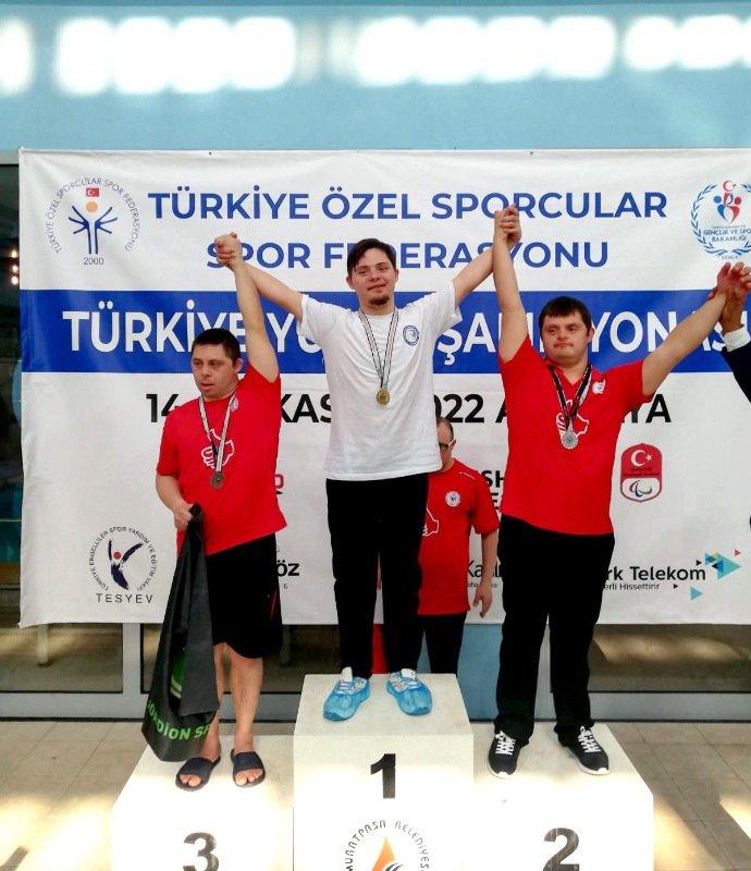 ÖZEL SPORCULARDAN BAŞARI GELDİ