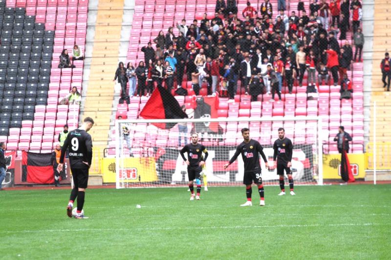 YENİLGİYE İSYAN ETMEYEN DURUŞ(1-2)