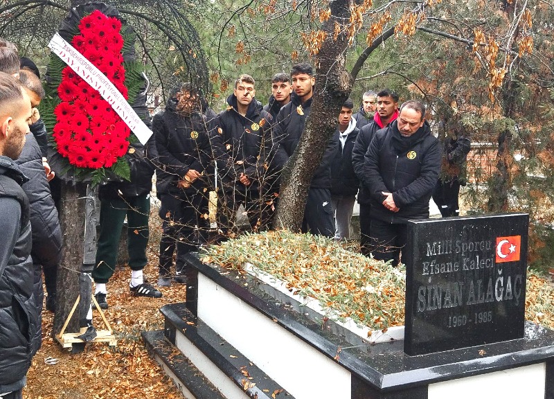 Sinan Alağaç unutulmadı