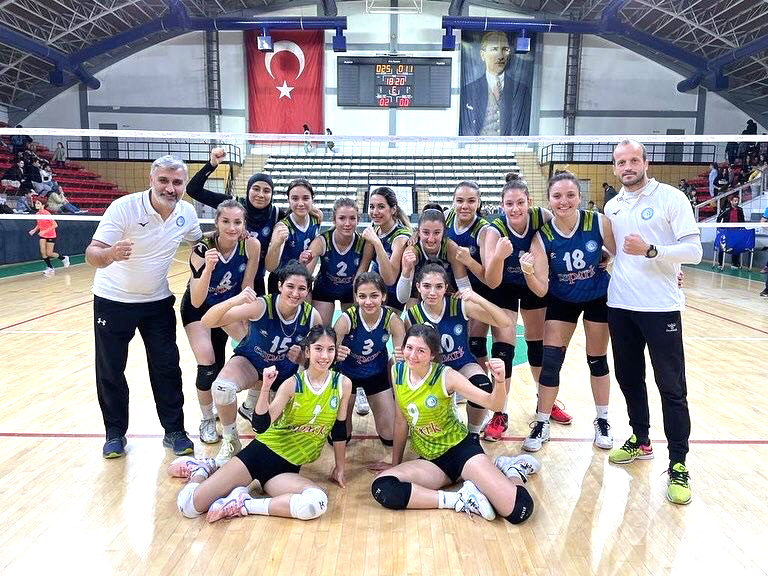 LİDER GELİYOR