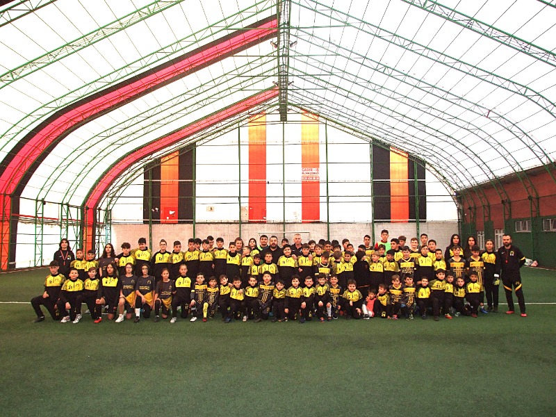 ESSE SPOR FUTBOL AKADEMİSİNDE  GELECEK ADINA HEDEFLER BÜYÜK