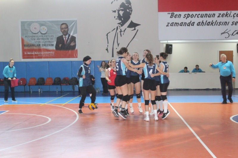 FİLE ÖNÜNDE TUR ATAN  EKİPLER BELLİ OLUYOR
