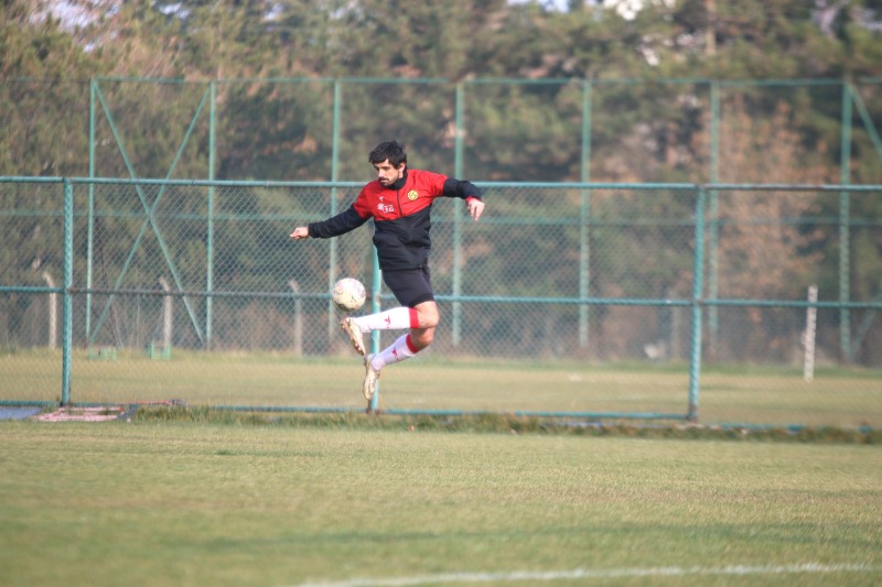 ONUR OYNAYACAK