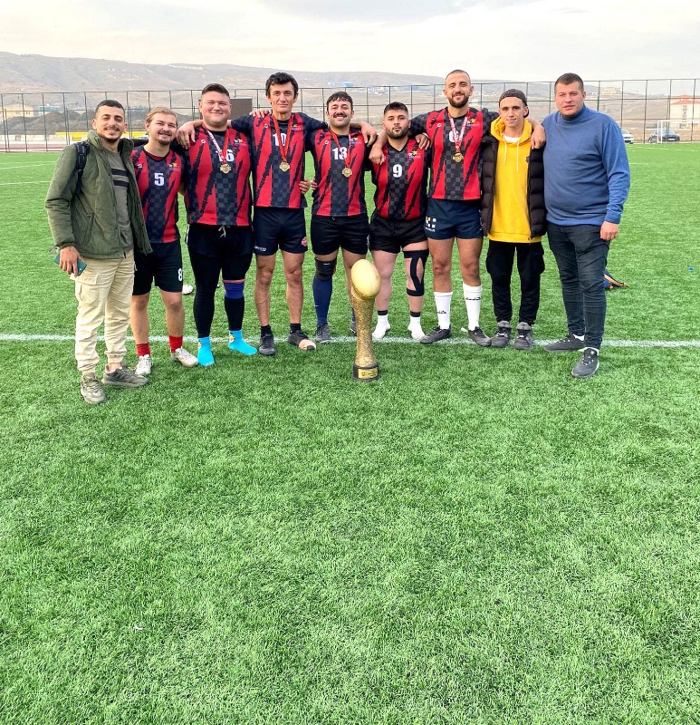 RAGBİDE ŞAMPİYONLUK SEVİNCİ