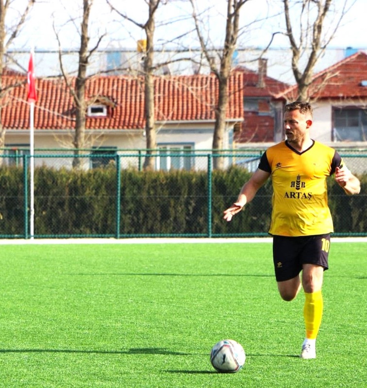 ÇİFTELERİN  AYHANI VAR
