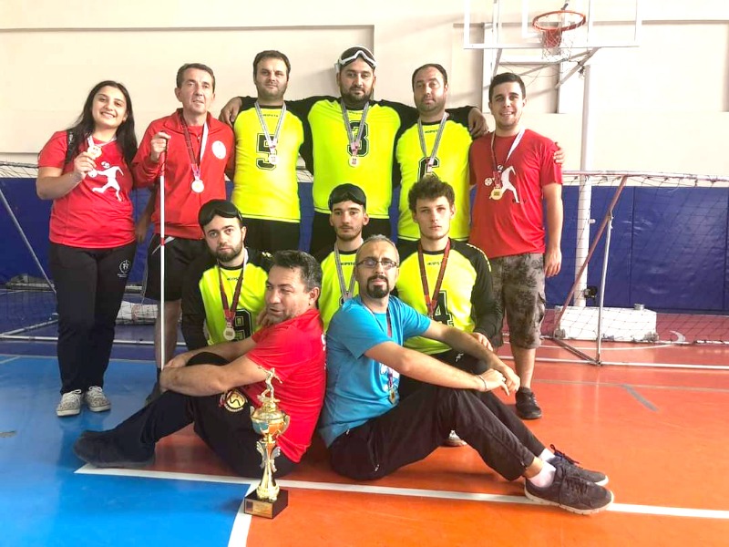 ENGELLERİNİ SPOR  YAPARAK AŞTILAR