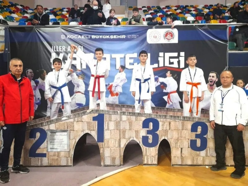 KARATECİLER GURURLANDIRDI