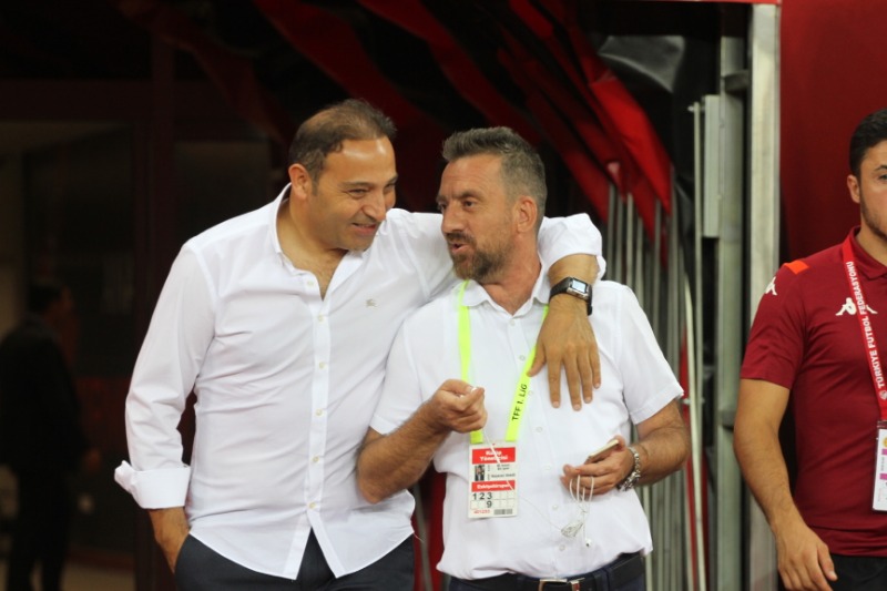 TEKNİK ADAMLARDA SORUN YOK