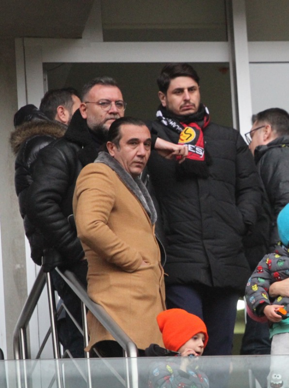 GÖREVİMİZİN BAŞINDAYIZ