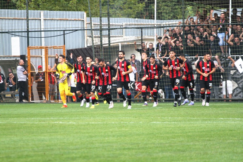 TAKIM MAAŞ BEKLİYOR