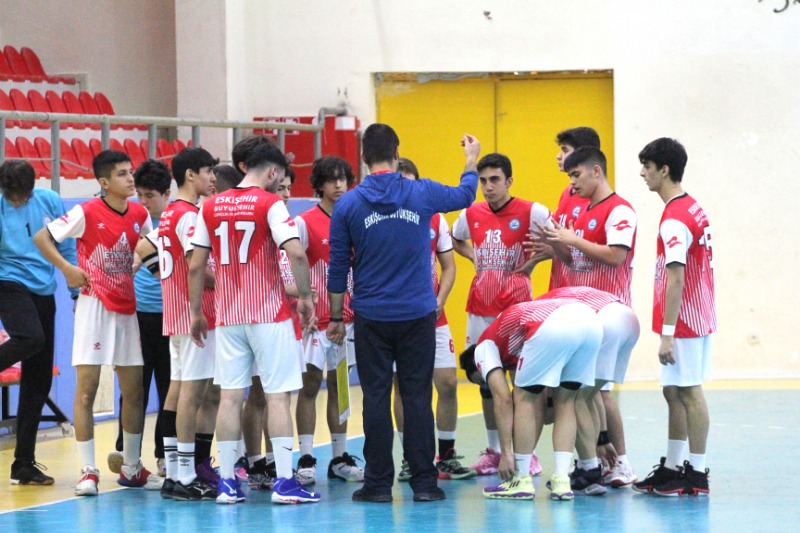 ISPARTAYA DİŞ GEÇİREMEDİLER(29-37)