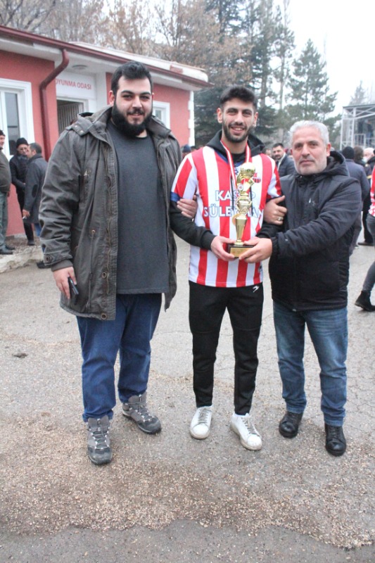 HAKAN DEMİRCİNİN YILDIZI PARLADI