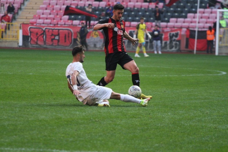 TOLGA BRONZ KADRODA