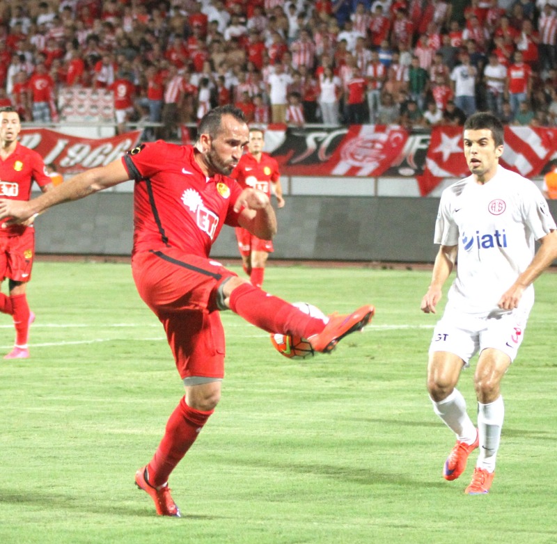 İMZALARDA SONA DOĞRU