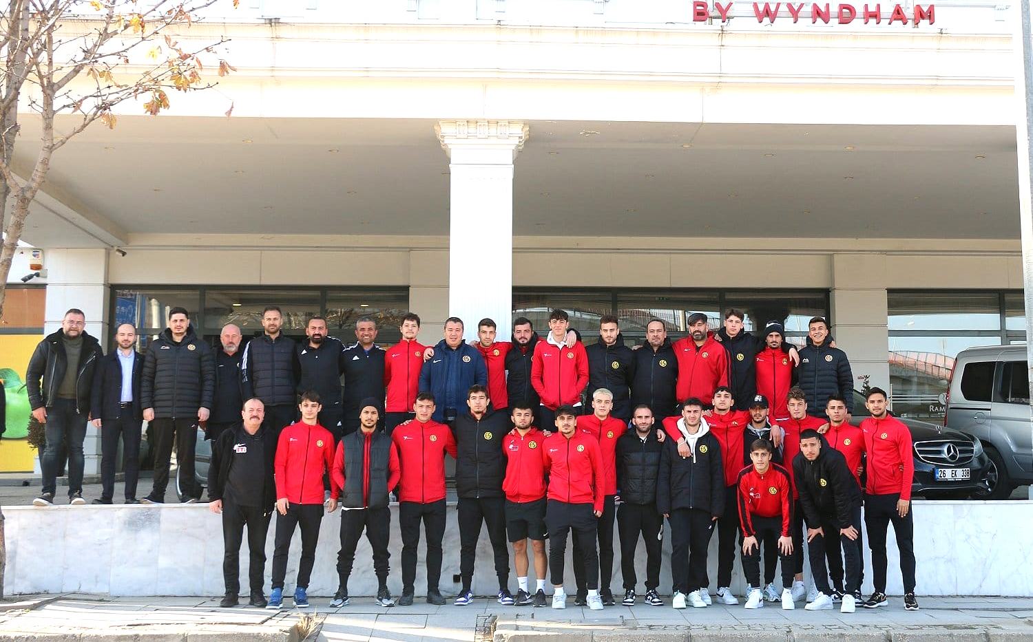 KAMP BİTTİ
