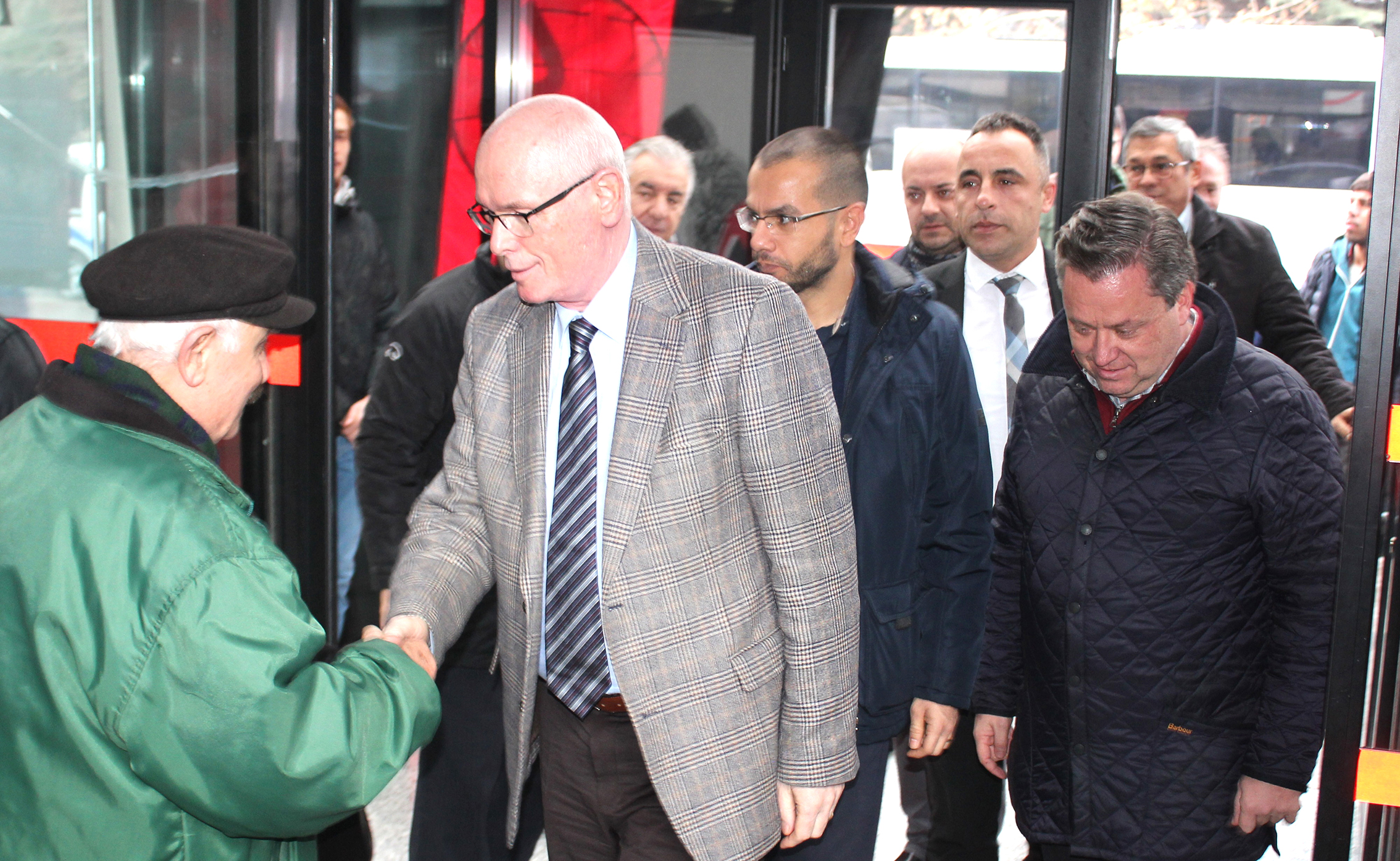 “KÜSLÜKLER BIRAKILMALI”