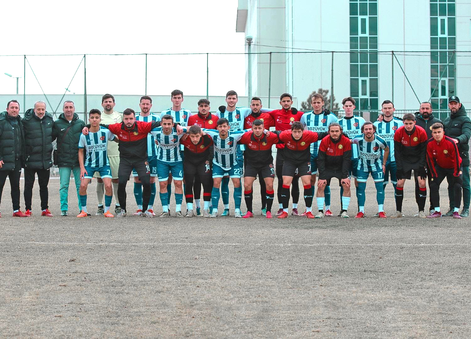 ÖZEL MAÇTA GÜLDÜLER (4-2)