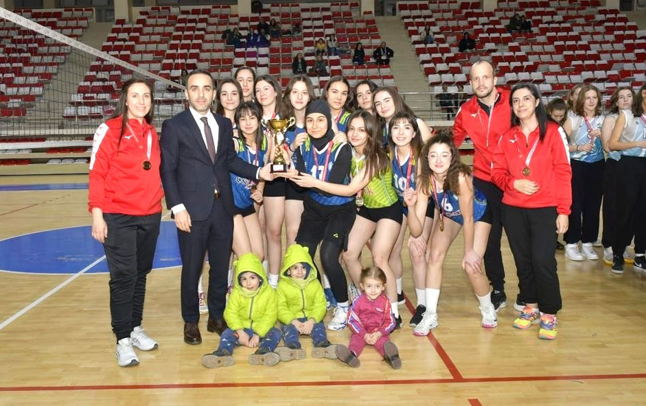 9 YILDIR PARLAYAN YILDIZ GİBİLER
