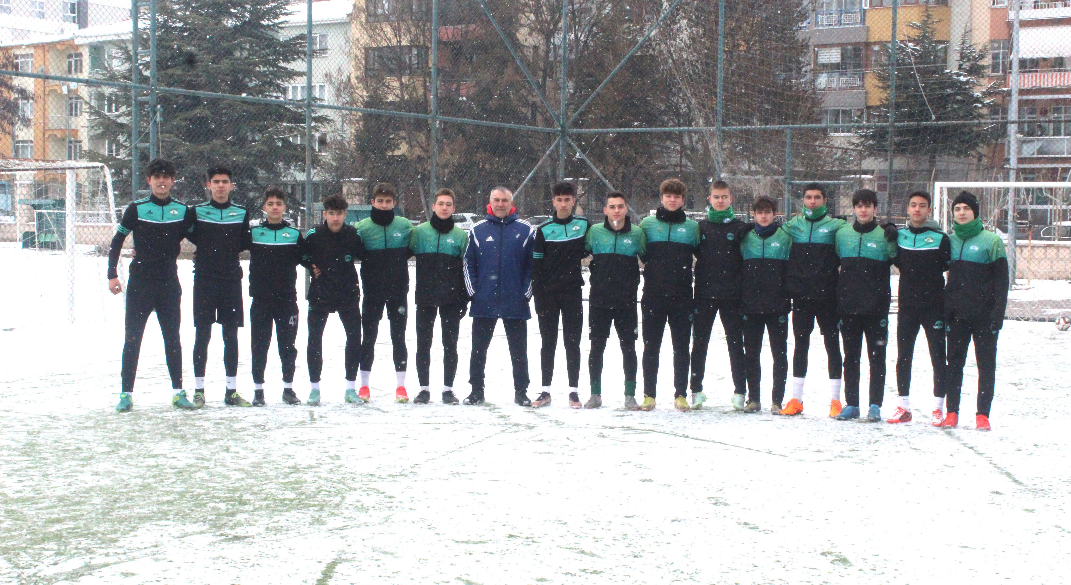 DSİ BENT U17’LERİ BOŞ DURMUYOR