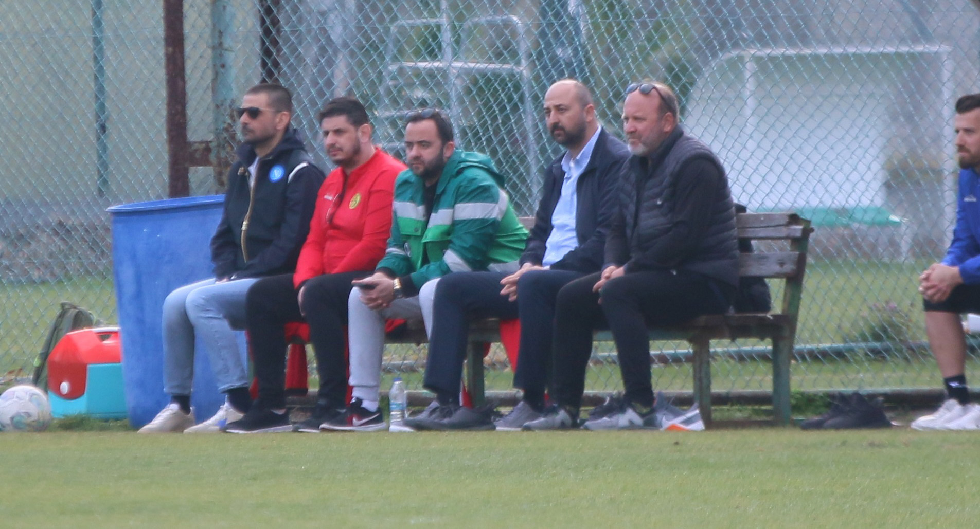 MAÇI İZLEDİLER