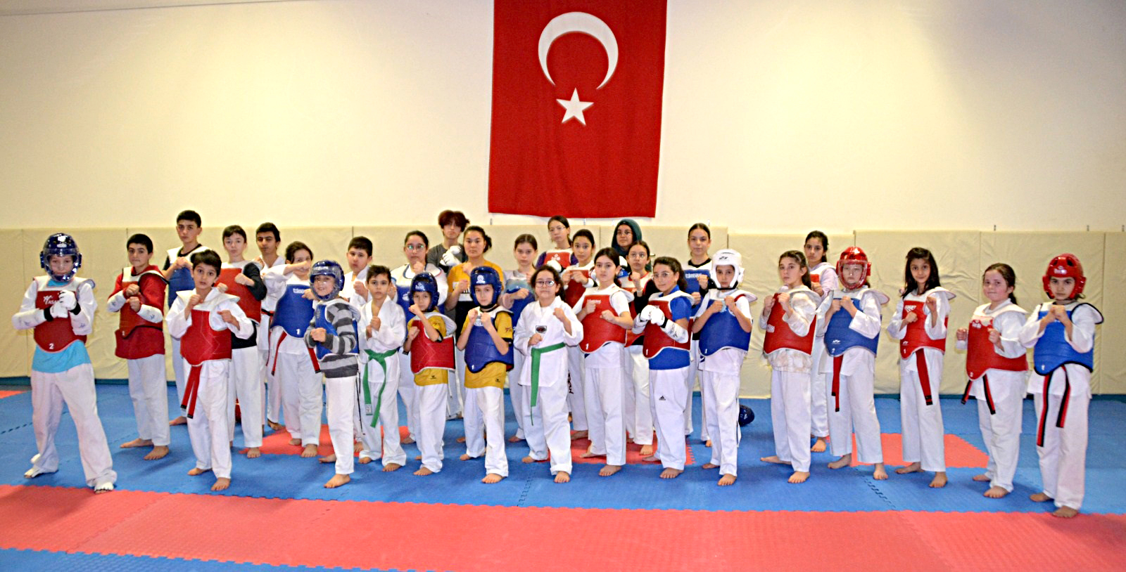 TAEKWONDOCULAR ÇALIŞMANIN HAKKI’NI VERİYOR