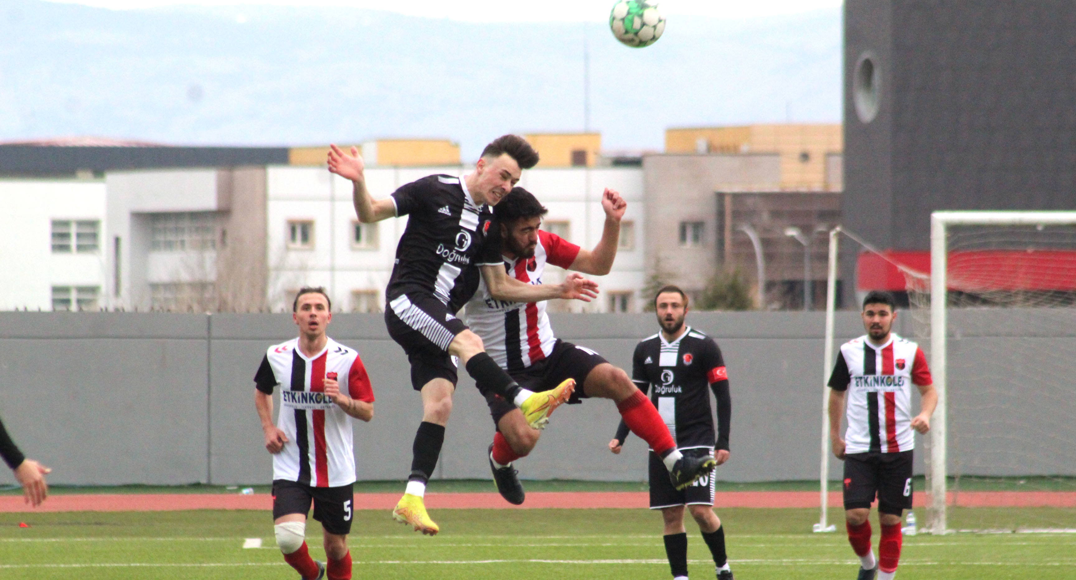 GENÇLERGÜCÜ PLAY-OFF AŞKINA(5-0)