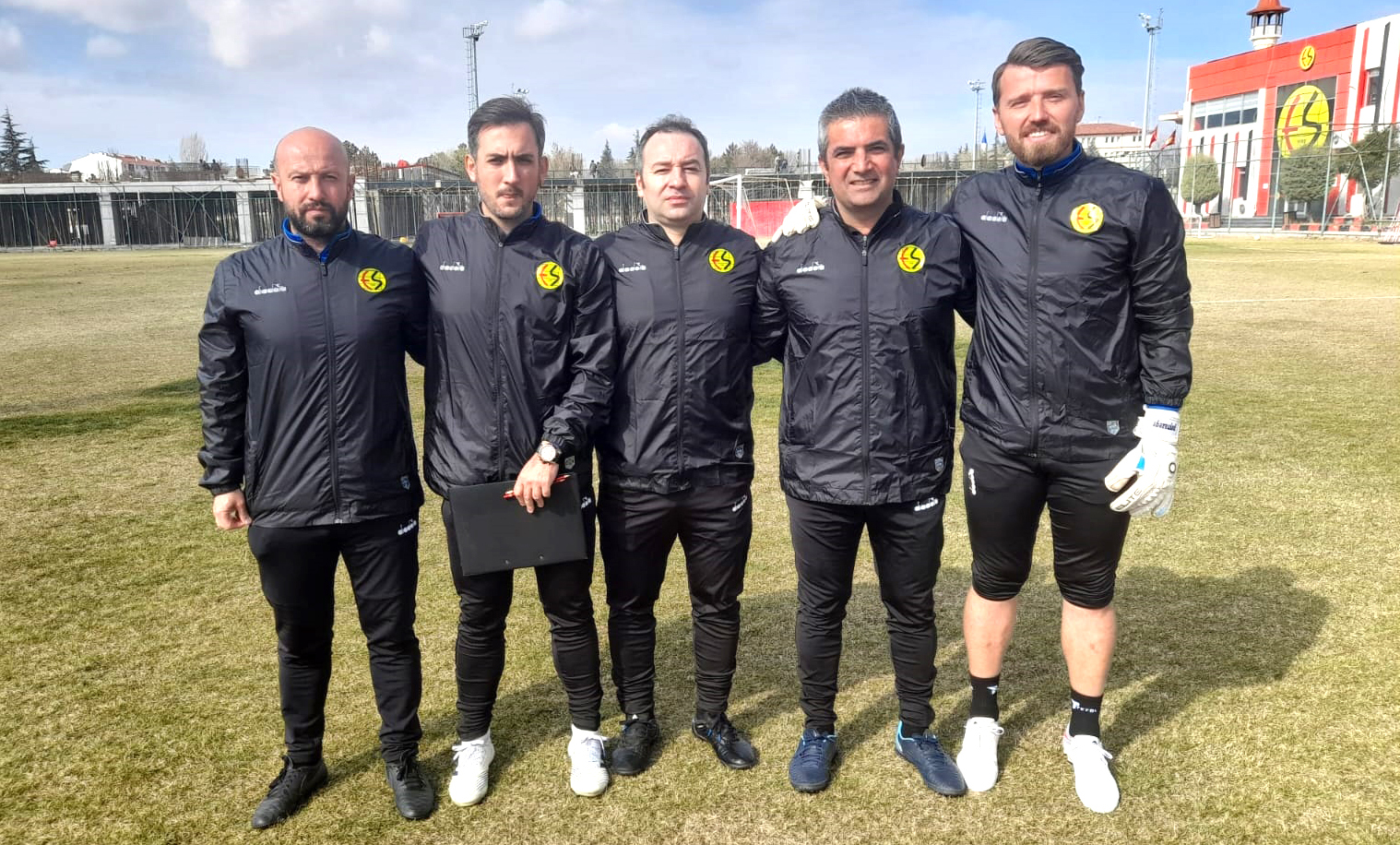 CERRAH’IN YENİ EKİBİ