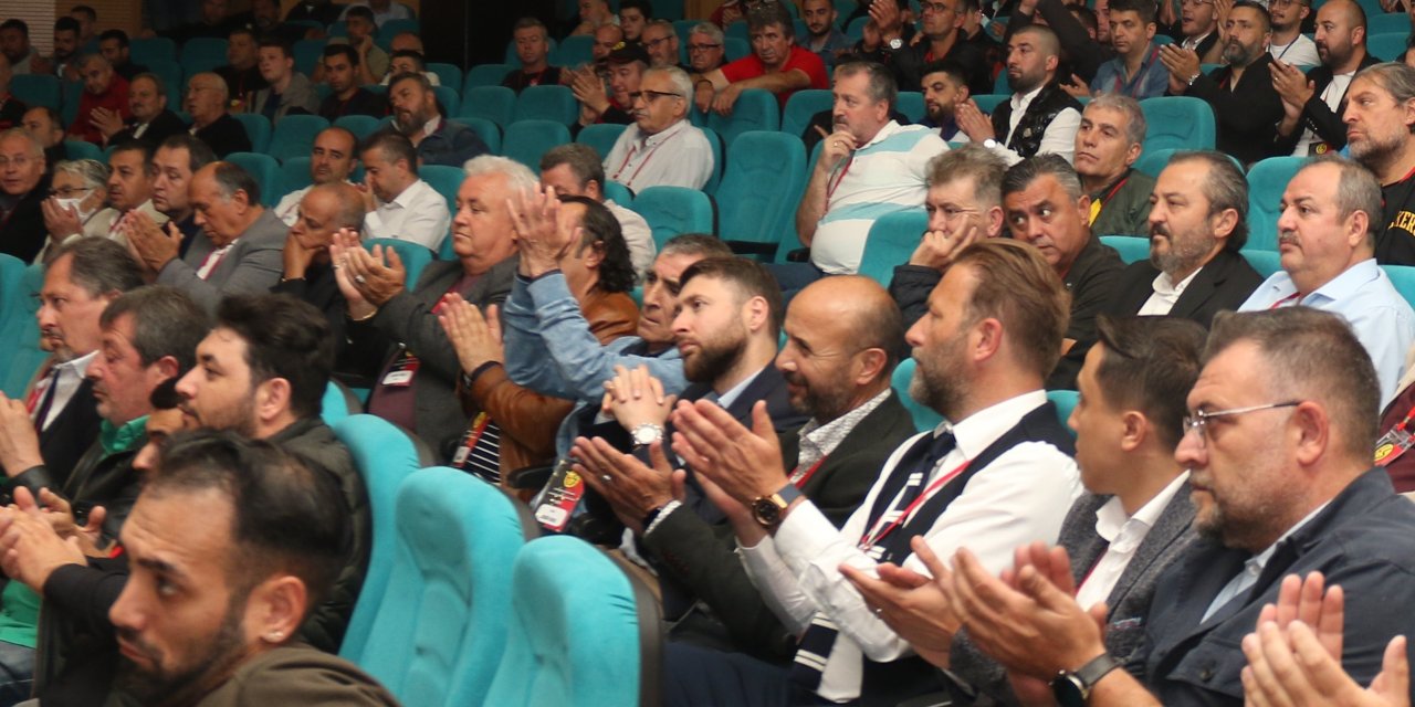 ÜYELERE AİDAT UYARISI