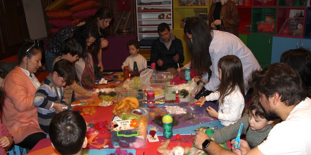 AĞAÇTAKİ MEVSİMLER ATÖLYESİ