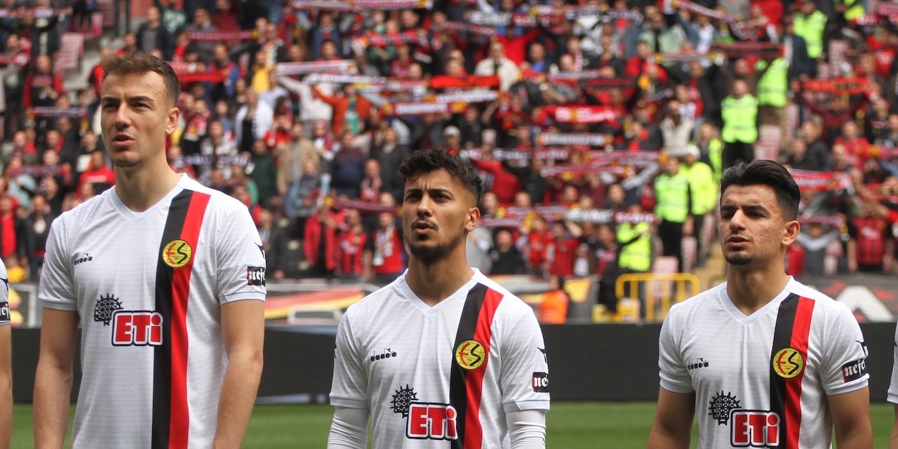 ESKİŞEHİRSPOR'DA 10 OYUNCU SINIRDA