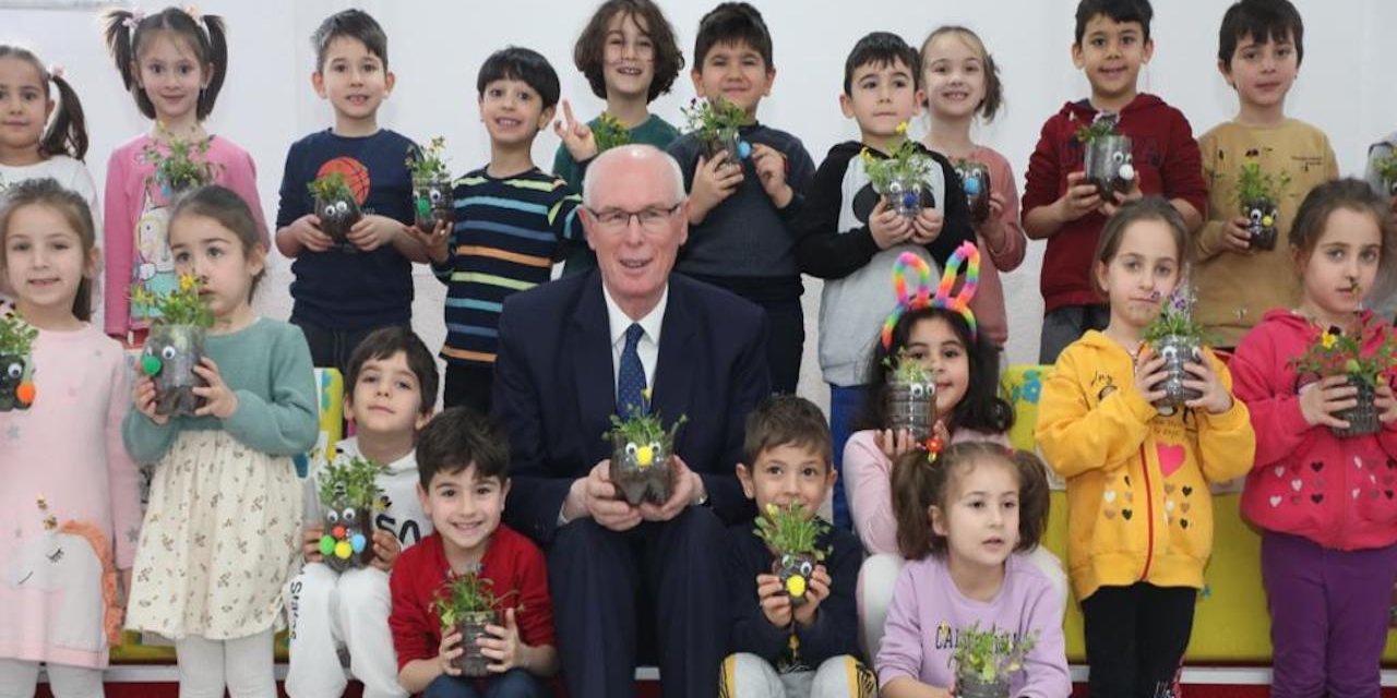 BAŞKAN VE MİNİKLER “SIFIR ATIK GÜNÜ” İÇİN BULUŞTULAR