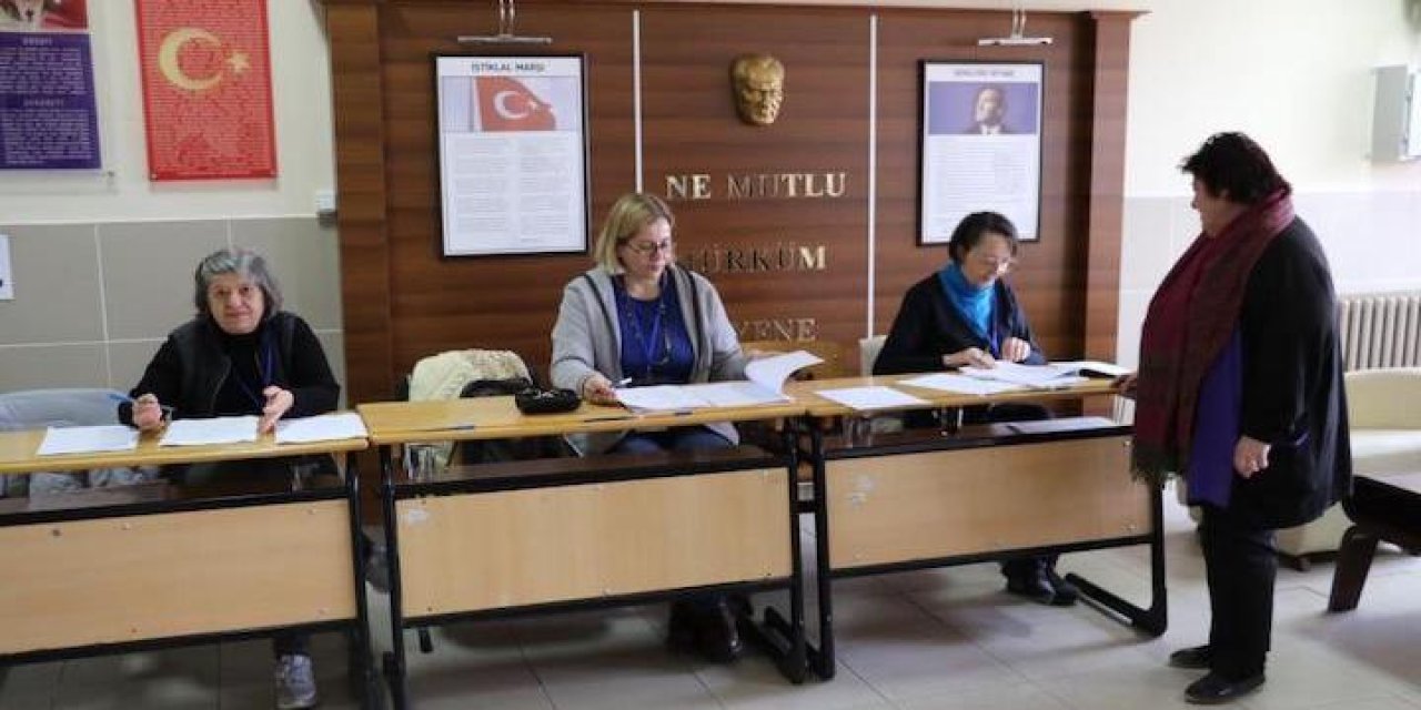 Bulgaristan seçimleri için Eskişehir’de çifte vatandaşlar sandık başına gitti (Video Haber)