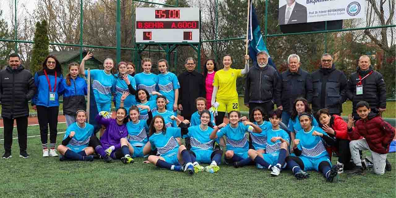 Derbide sevinen Büyükşehir oldu