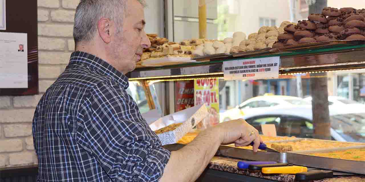 Baklava artık ikramlık değil seyirlik!