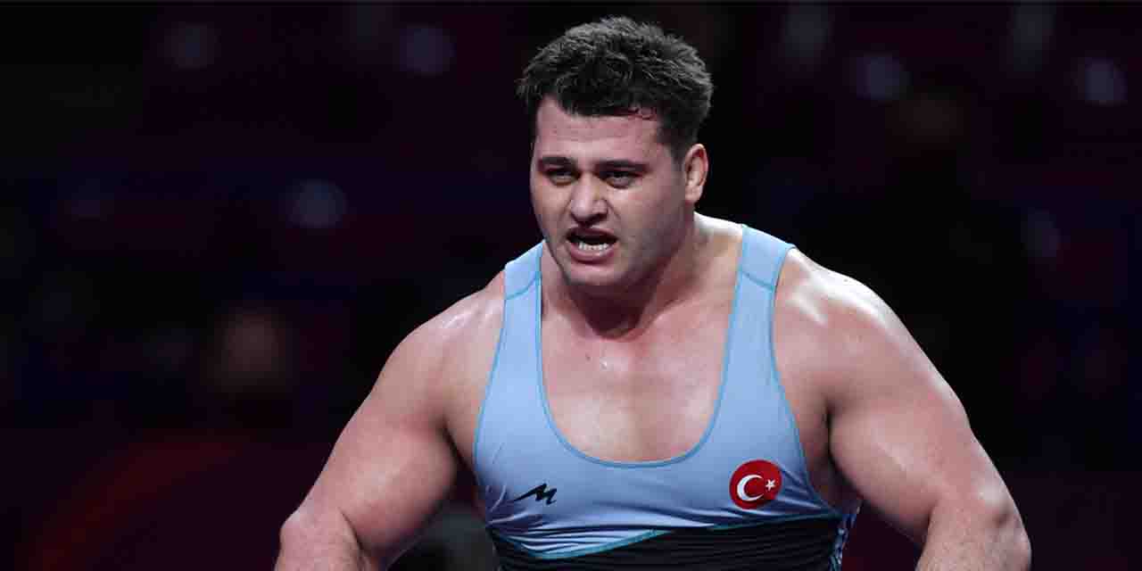 Rıza Kayaalp finalde