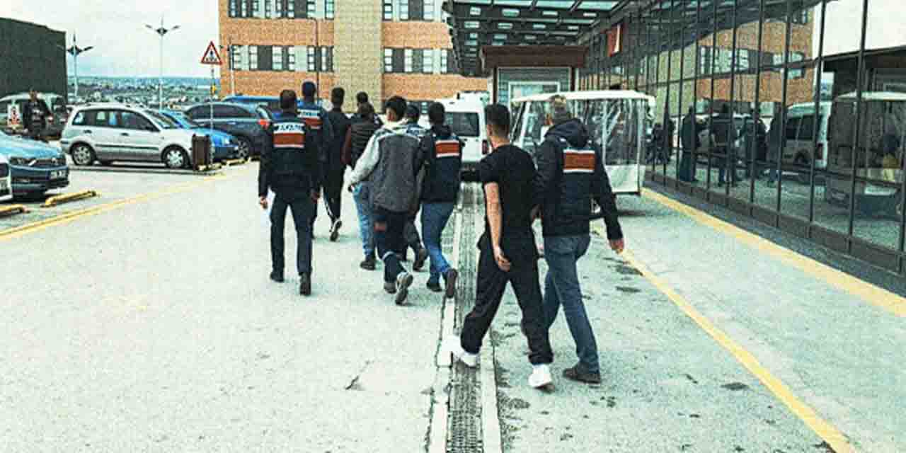 Eskişehir'de motosiklet hırsızları kıskıvrak yakalandı