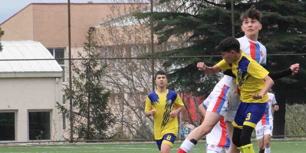 Her şey Play-Off için