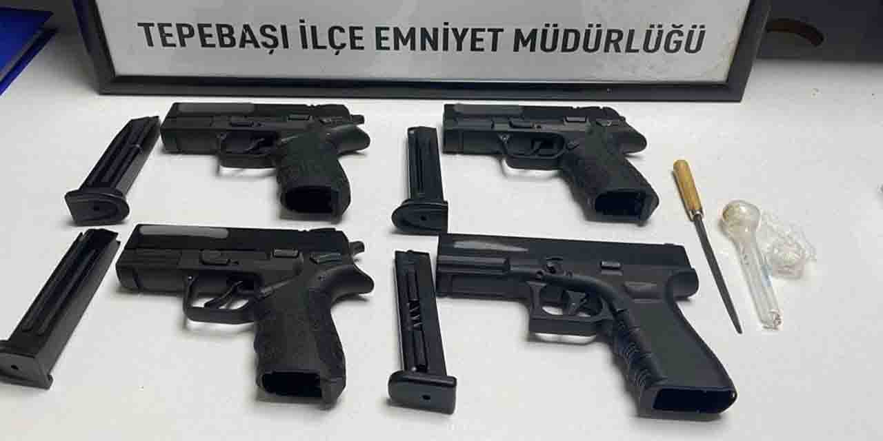 Üstünden cephanelik çıktı
