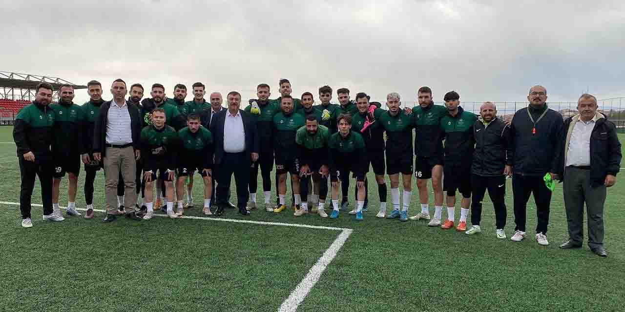 Beylikovaspor’dan Başkan Özkan Alp’e teşekkür
