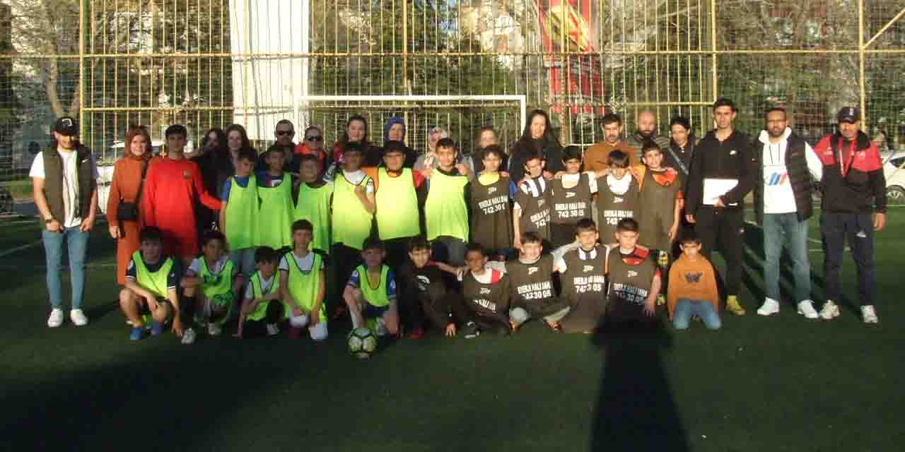 Vişnelikspor alt yapısını güçlendiriyor