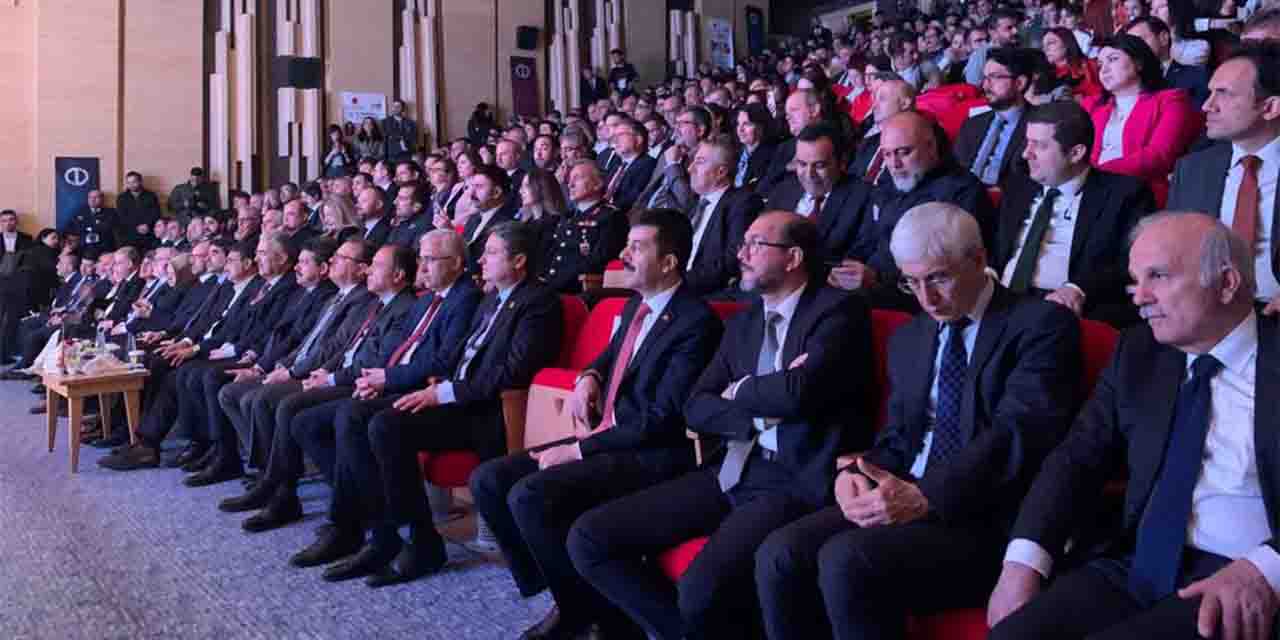 İç Anadolu Kariyer Fuarı açıldı
