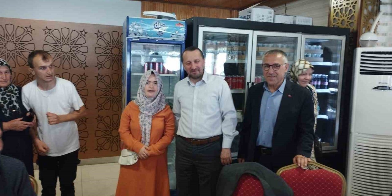 Simav İlçe Müftülüğünden engellilere kahvaltı