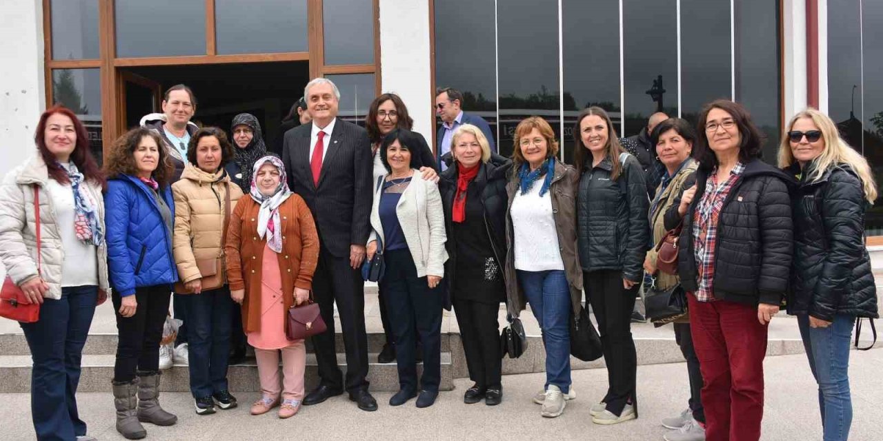 Başkan Bakkalcıoğlu özel gereksinimli bireylere bir araya geldi