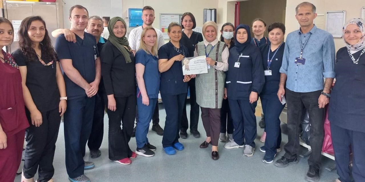 Evliya Çelebi Eğitim ve Araştırma Hastanesi Koroner Yoğun Bakım Ünitesi çalışanlarına Teşekkür Belgesi