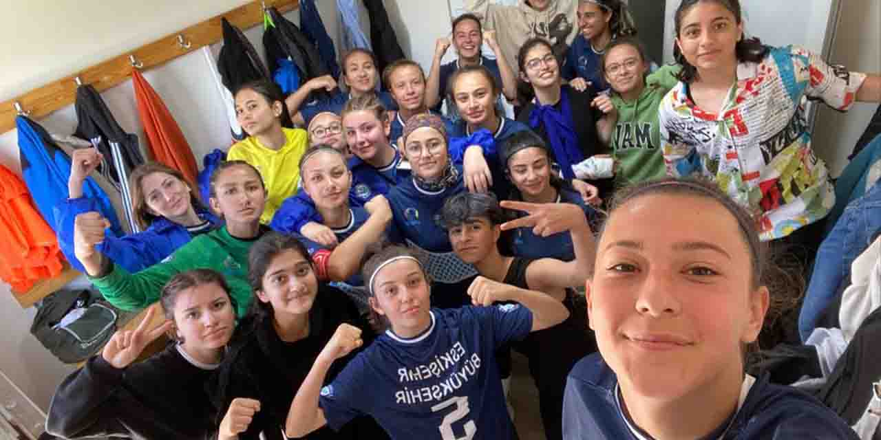 Play-Off’a kilitlendiler