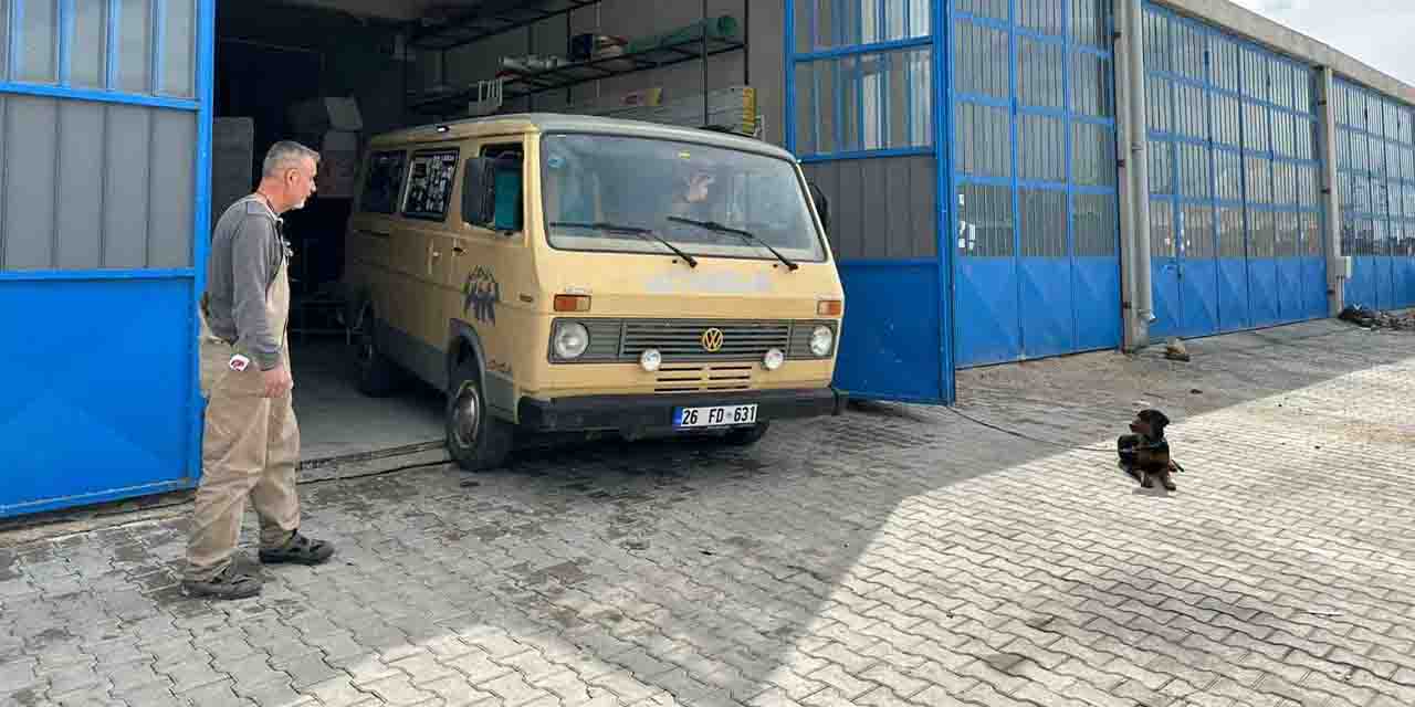 Emektar minibüs 350 bin liraya karavana dönüştürüldü