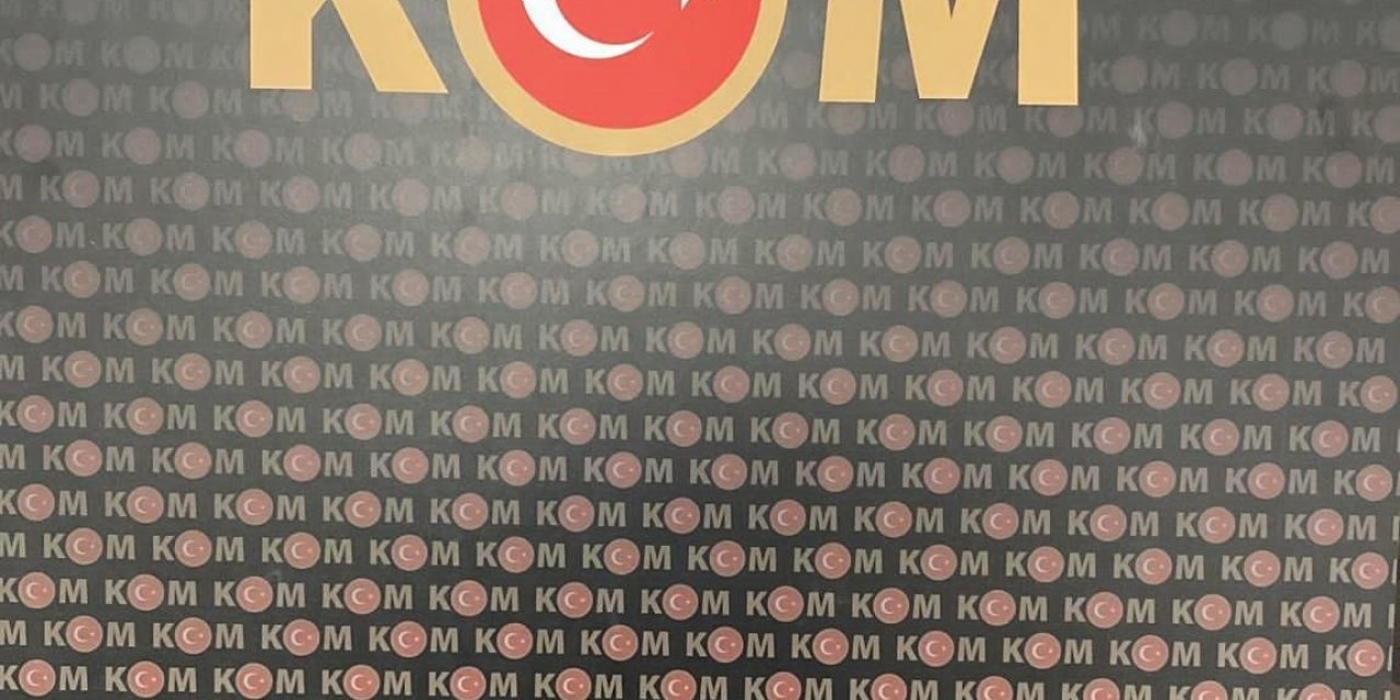 Kütahya’da bir evde ruhsatsız tabanca ele geçirildi