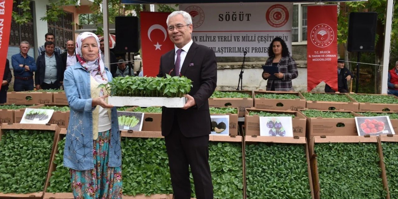 100 bin adet yerli ve milli çeşit sebze fidesi toprakla buluştu